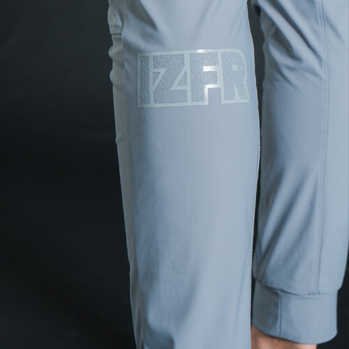 アイズ3419 超接触冷感ナイロンストレッチ ジョガーパンツ